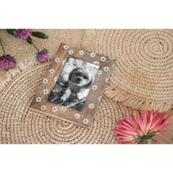 White Flower Pattern 4x6 Inch Wood Decorative Picture Frame - Foreside Home & Garden -Home Improvement Store GUEST 7e65511d 2f95 415e adfb 41c2f4cb28f7