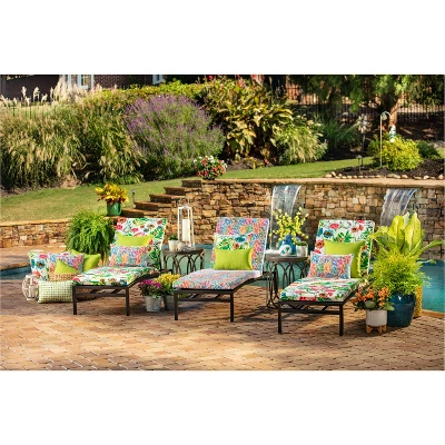 18.5"x18.5" Fresco 2pc Square Outdoor Throw Pillows - Pillow Perfect 4 18.5"x18.5" Fresco 2pc Square Outdoor Throw Pillows - Pillow Perfect - Image 4